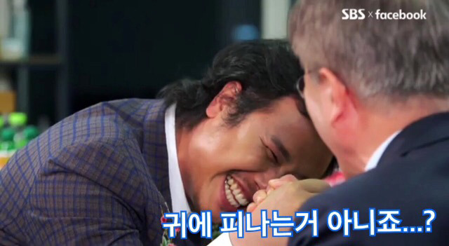 문재인 팔씨름ㅋㅋㅋㅋㅋ.jpg | 인스티즈
