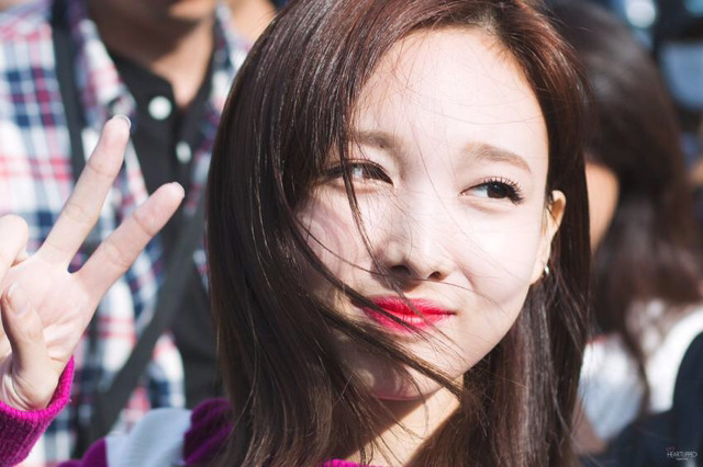 몸푸는 나연이 | 인스티즈