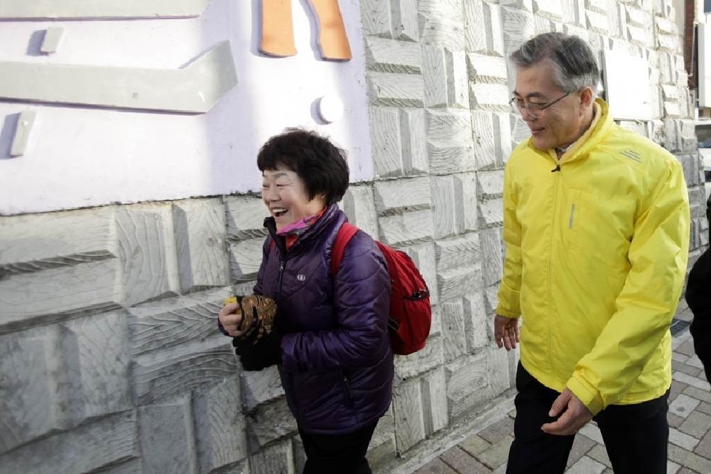 문재인과 사상구 주민들.jpg (힐링타임) | 인스티즈
