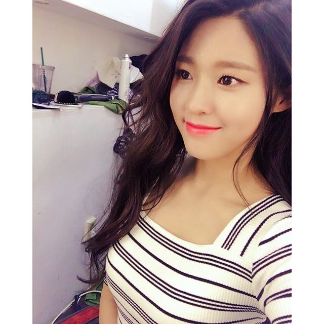 오랜만이에요! 1일 1설현 | 인스티즈