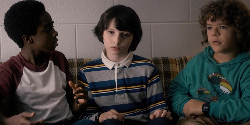 [스트레인저씽즈] 흔적도 없이 사라진 아이를 찾아가는 기묘한 이야기.jpg (강력추천) | 인스티즈