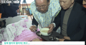 하는 쇼맨십마다 구설수에 오르는 반기문.jpg | 인스티즈