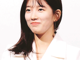 수지는 사랑입니다 gif | 인스티즈