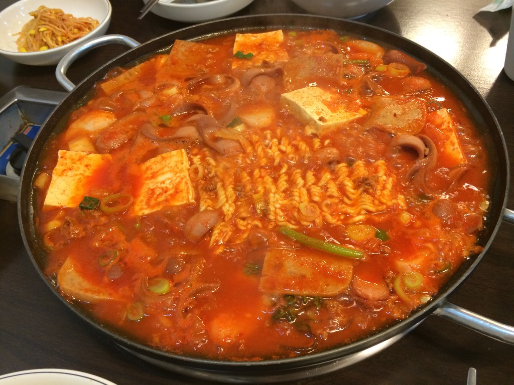 내가 먹고싶어서 올리는 부대찌개 .jpgif (움짤주의) | 인스티즈