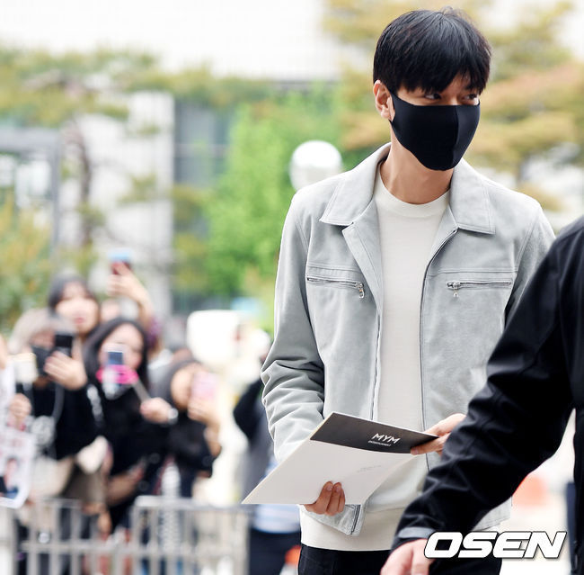 오늘자 이민호 | 인스티즈