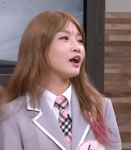 아이오아이 김청하.gif | 인스티즈