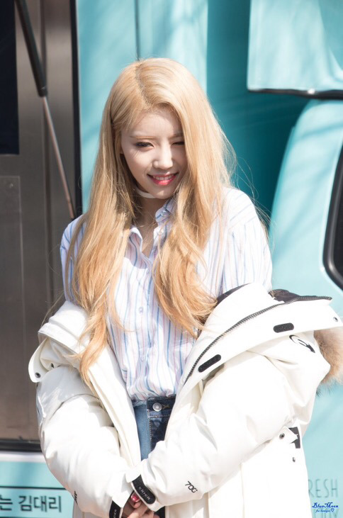 [러블리즈] 내년에는 스페인에 갈거라서 미주 | 인스티즈