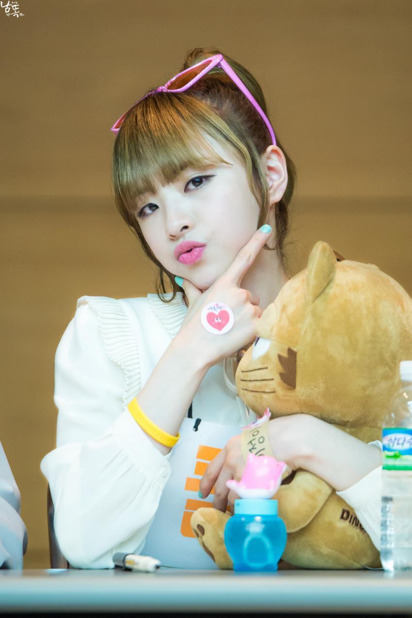 오늘 생일을 맞이한 걸그룹 오마이걸 신혜진.JPG | 인스티즈