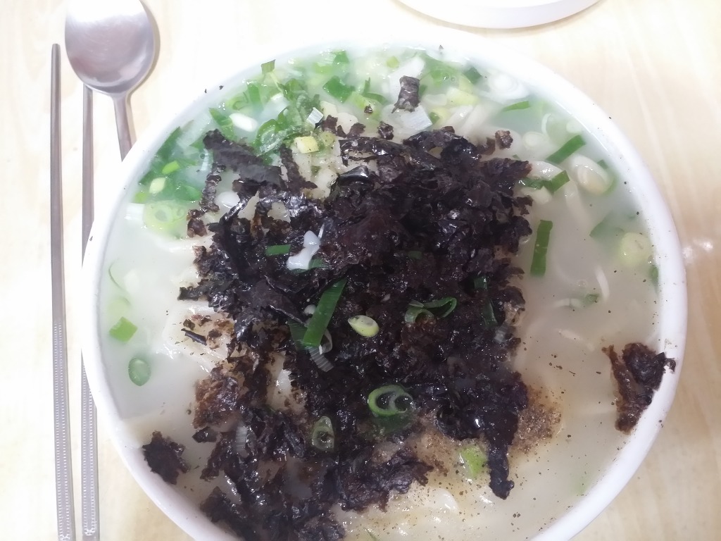대왕칼국수 이미지