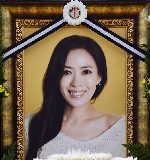 우리 곁을 떠나간 연예인들 | 인스티즈