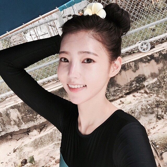 여자친구처럼 나온 레이싱모델 김보라 | 인스티즈