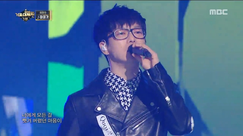 가요대제전 하현우 무대 때 지나치게 뚱했던 세훈 태도 | 인스티즈