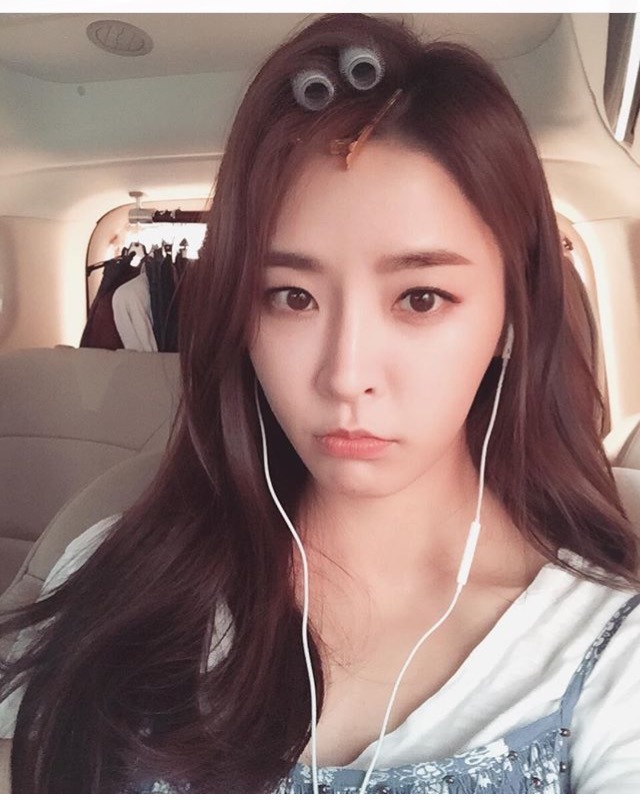 오늘자 정유미 | 인스티즈