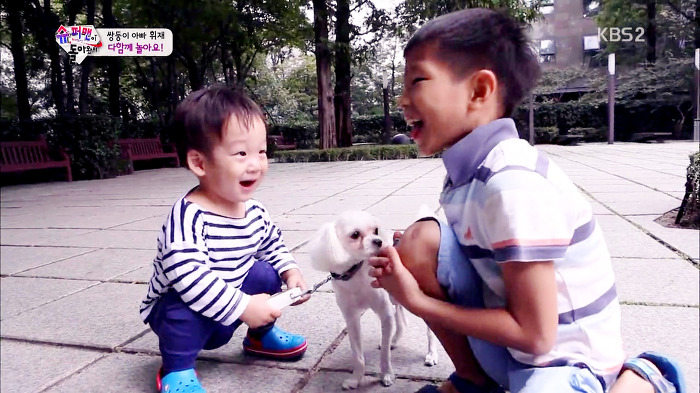 [슈퍼맨이돌아왔다] 서언이가 한없이 관대해지는 존재들ㅋㅋㅋ.JPG | 인스티즈