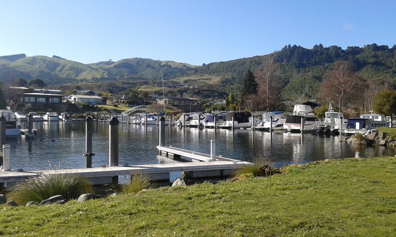 2346994855CF9C4D2D8EFD