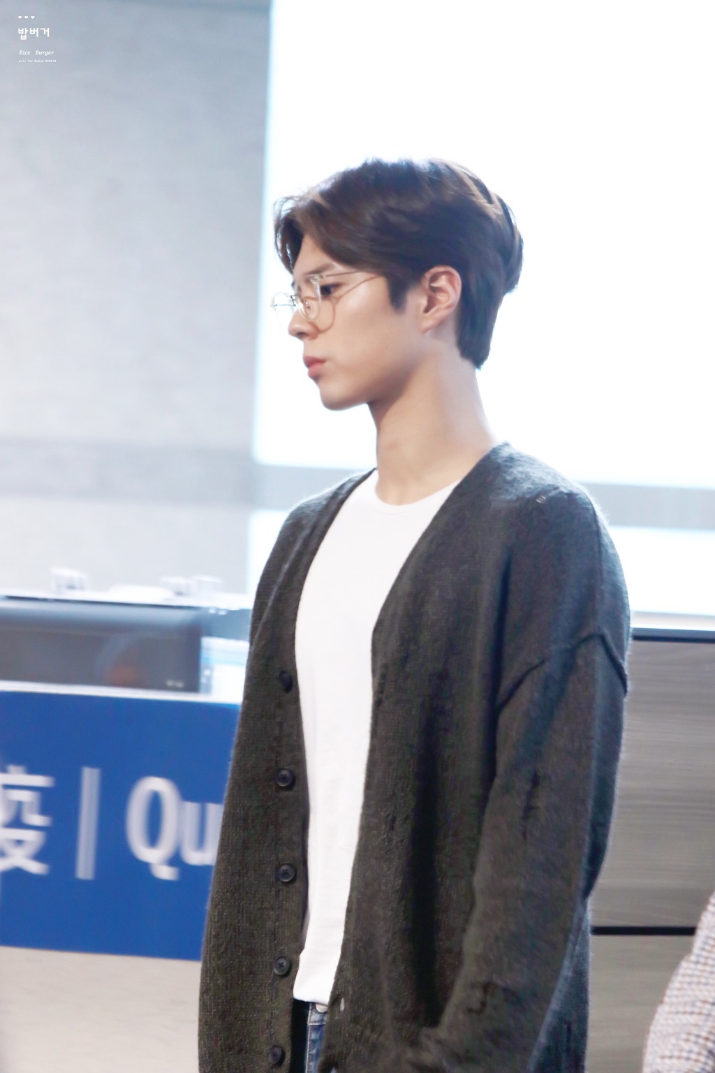 박보검 무표정 클라스.JPG | 인스티즈