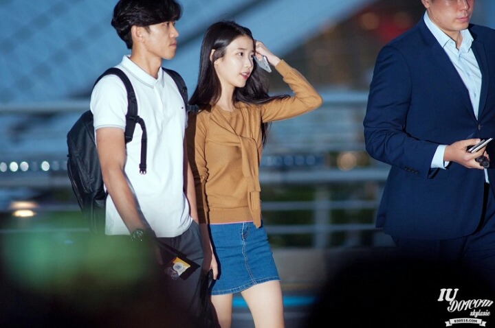 아이유 황청 코디.jpg | 인스티즈