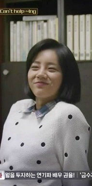 이렇게 같은 옷 계속 돌려입는 여자 주인공은 또 간만인듯..jpg | 인스티즈
