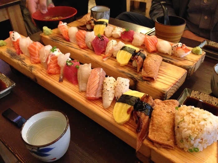 초밥 한끼에 70 개 먹기 가능하다 vs 불가능하다 | 인스티즈