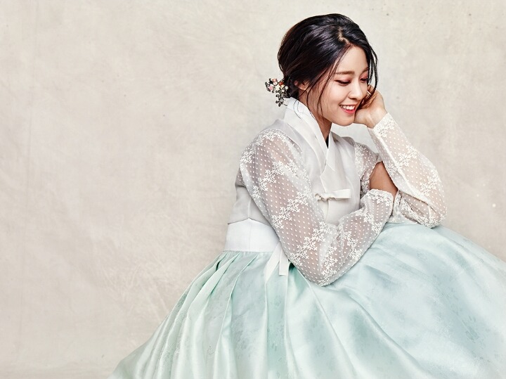 설맞이 한복입은 설현.jpg | 인스티즈