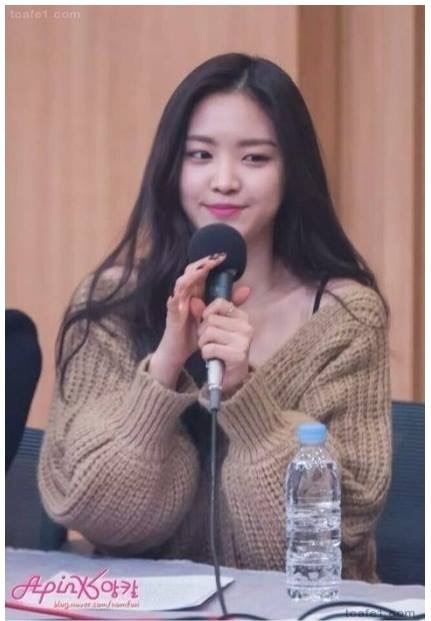 손나은 니트를 구매해보았다.jpg | 인스티즈