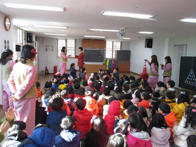 해돋이유치원 이미지
