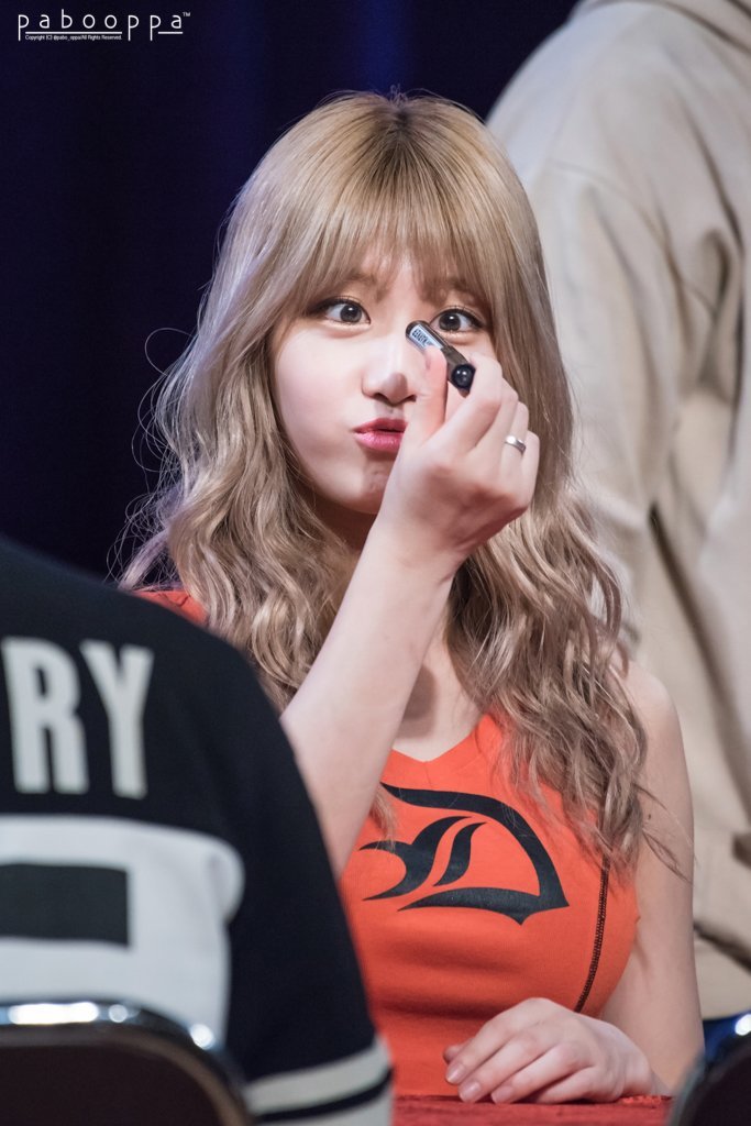 트와이스 짱덕 담당 모모 | 인스티즈