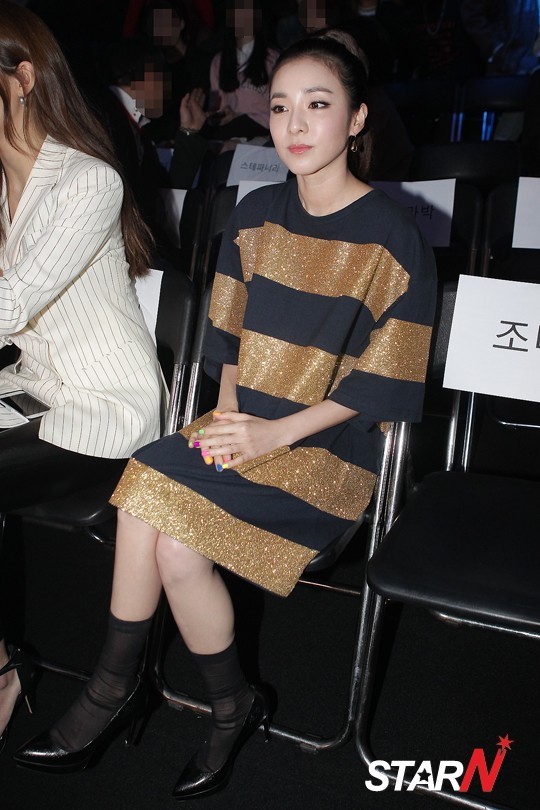 오늘자 패션쇼에서 산다라박 피부.jpg | 인스티즈
