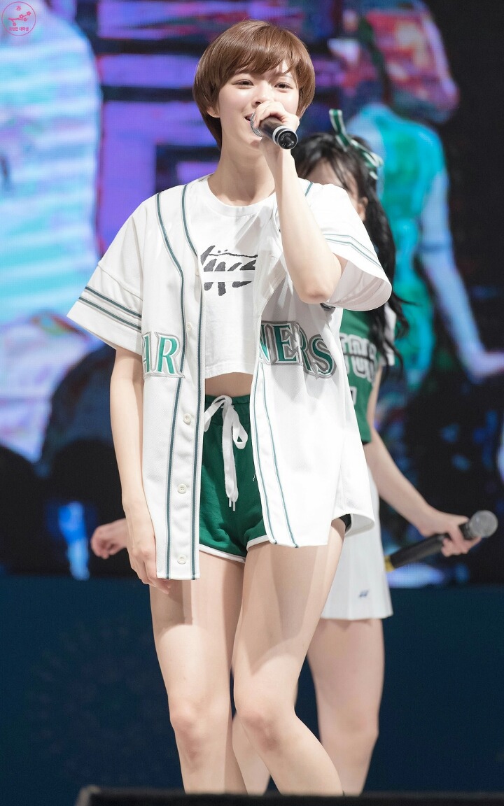 [트와이스] 치얼업 활동 열일한 JYP코디 | 인스티즈