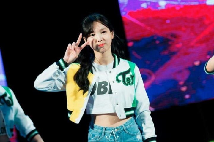 뾰루퉁한 트와이스 나연 | 인스티즈