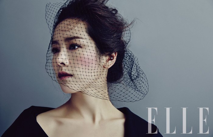 여자연예인들이 화보찍을때 은근 애용하는것 같은 아이템 | 인스티즈