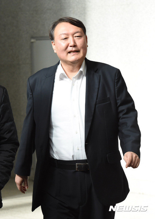 김기춘 우병우를 전담 마크하는 검사 | 인스티즈