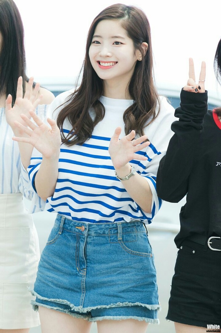 [트와이스] 하얗고 맑고 청량한 귀여운 다현이 | 인스티즈