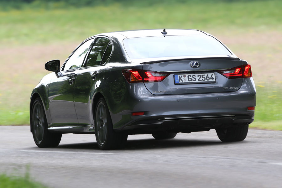 인피니티 Q50 하이브리드 vs 렉서스 GS 450h | 인스티즈