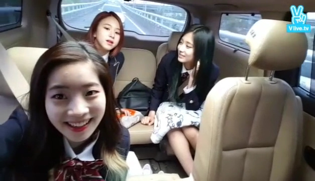 [TWICE] 흔한_급식단의_등교길. (광대 주의) | 인스티즈