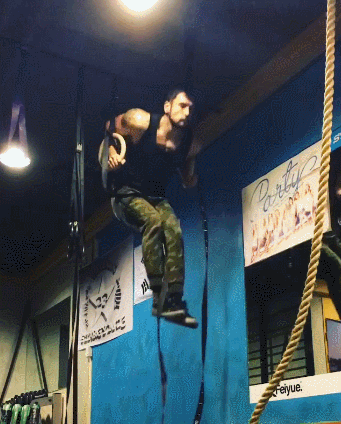 98kg 김구라 들고 스쿼트하는 어깨갱스터 | 인스티즈