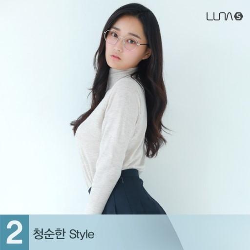 설현의 뒤를 이은 SKT 새 모델 | 인스티즈