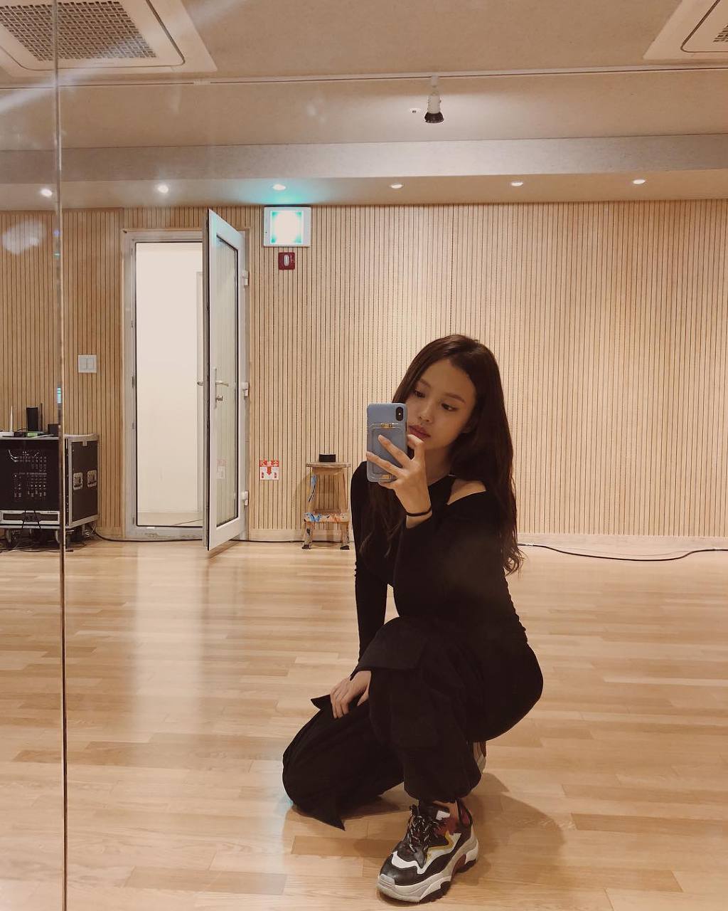 영화 마녀 속 욕쟁이 아가씨 배우 고민시 최근 인스타 사진모음.jpg | 인스티즈