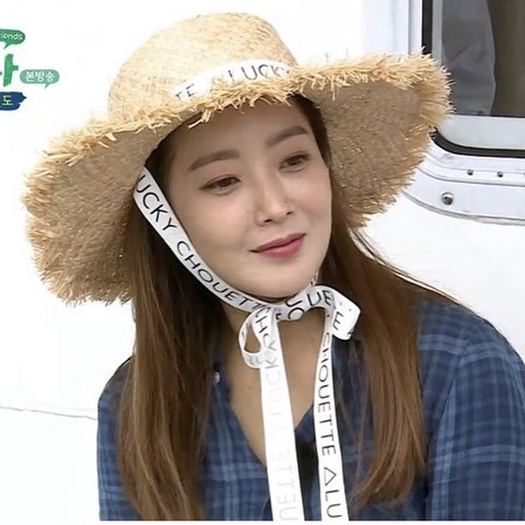 요즘 티비에서 자주 보이는 2017년 트렌드 모자 | 인스티즈
