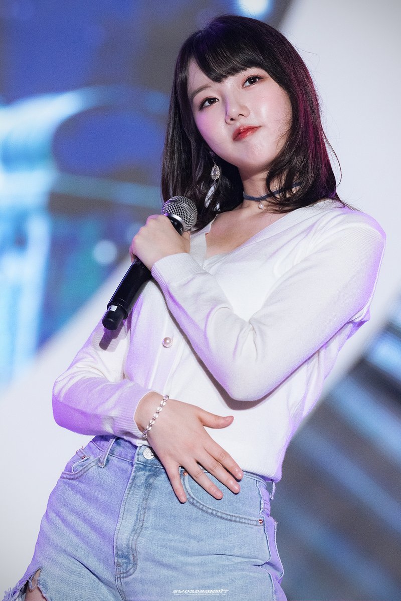 여자친구 예린찡.jpgif | 인스티즈