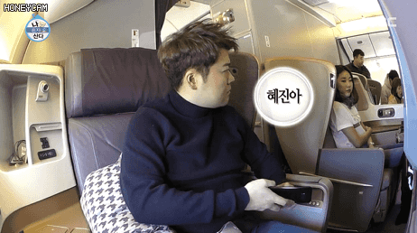 [나혼자산다] 겸둥이한테 몰래 모스부호 보내는 전현무.jpgif | 인스티즈