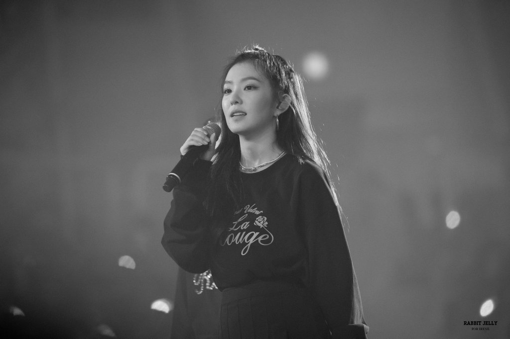 콘서트에서 머리묶은 아이린.jpg | 인스티즈