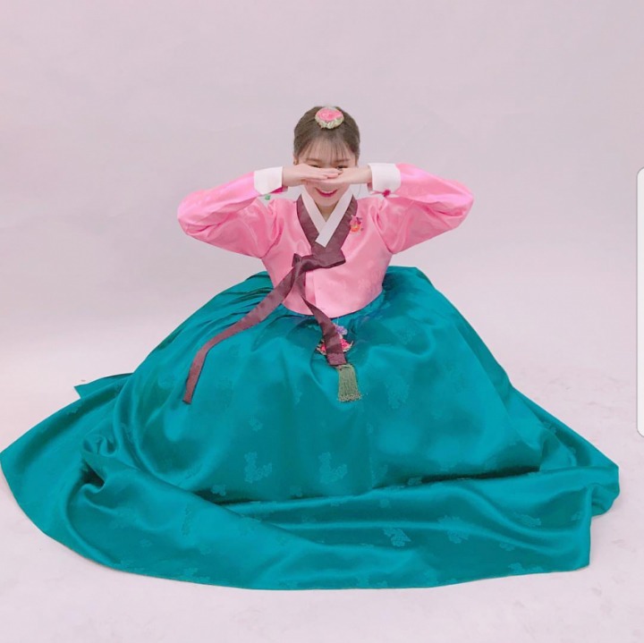 설 인사하는 은지.jpg | 인스티즈