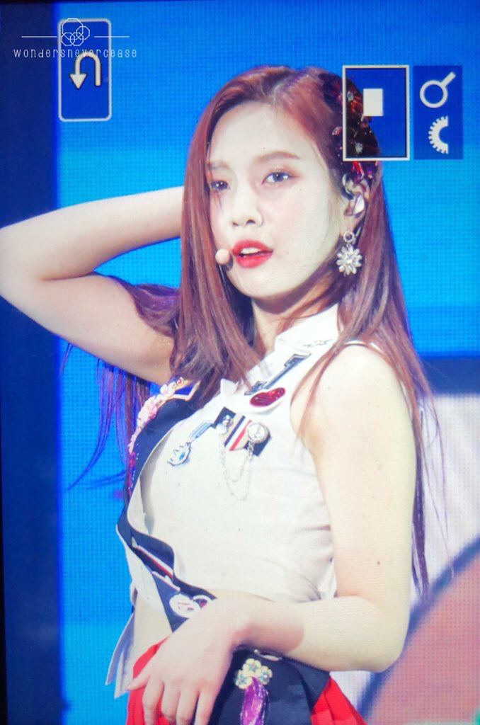 오늘자 레드벨벳 콘서트 큐티섹시 조이.jpg | 인스티즈
