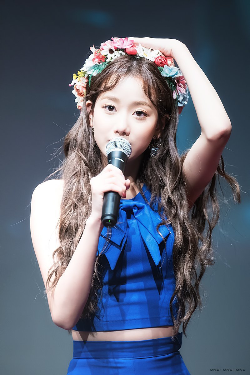 상큼하게 이쁜 에이프릴 이나은.jpgif | 인스티즈