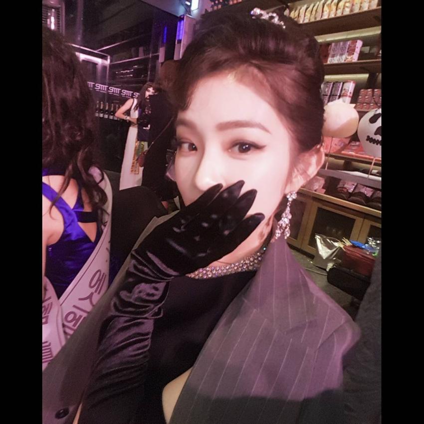 할로윈파티 오드리햅번 아이린.JPG | 인스티즈