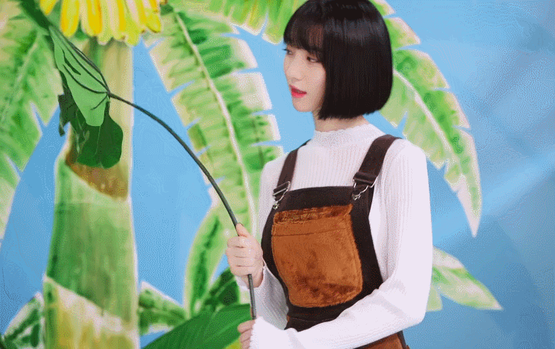 오마이걸 바나나 알러지 원숭이 자켓촬영 비하인드.gif | 인스티즈