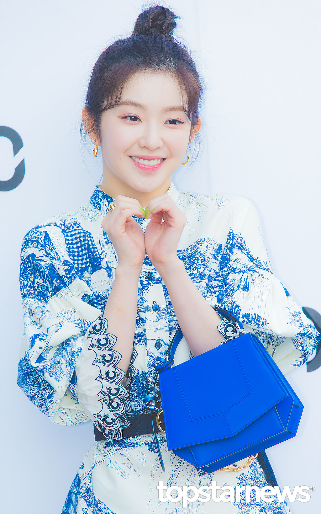 오늘자 똥머리 아이린.jpgif | 인스티즈