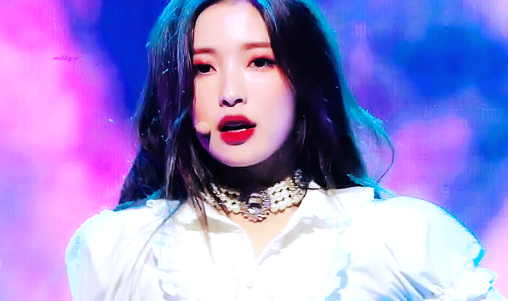 최예원 a.k.a 오마이걸 아린.jpgif | 인스티즈