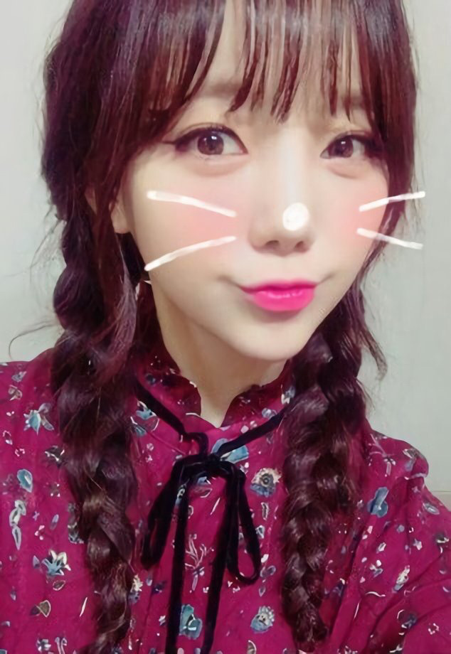 [러블리즈] 졸업하기 위해서는 보고서를 써야해서 케이 | 인스티즈